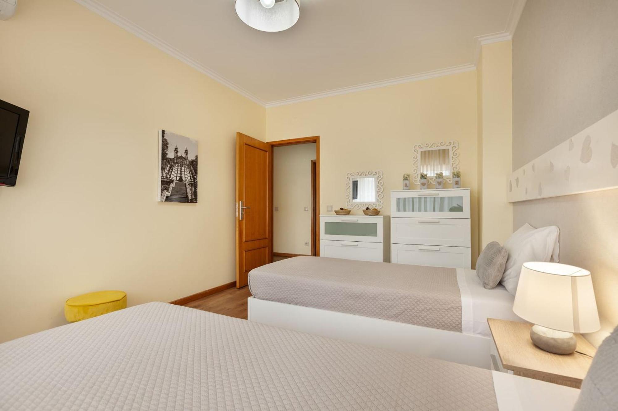 Apartamento Girassol - Minho'S Guest Braga Esterno foto